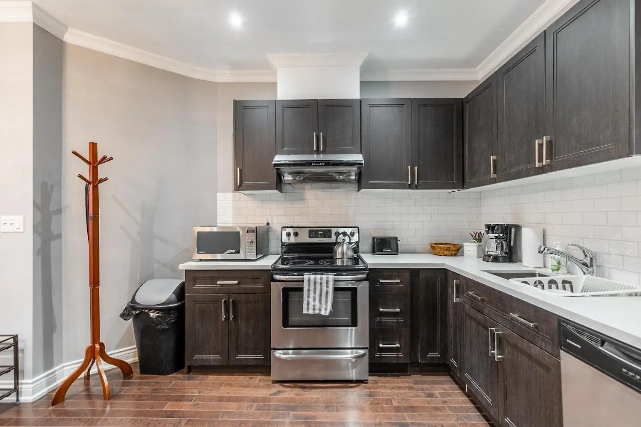 Apartament Modern 3Br Apt In The Heart Of Trinity Bellwoods Toronto Kanada